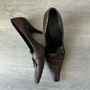 Vintage Prada Brown Leather Pointed Toe Kitten Heels Bow Detail Size 38